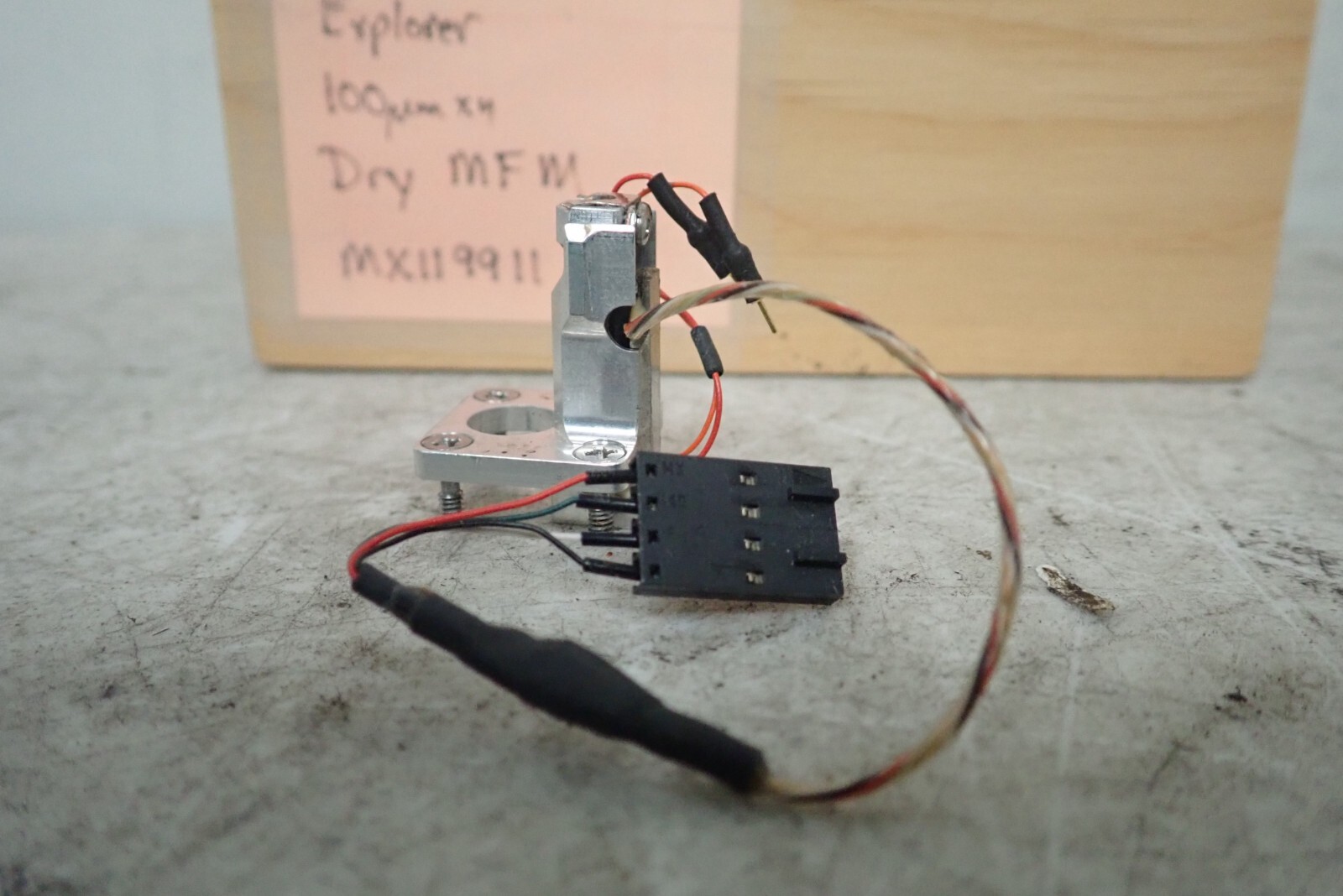TopoMetrix MFM/EFM Dry Scanner 5450-00 Explorer 100μm xy 12μm z MX119911