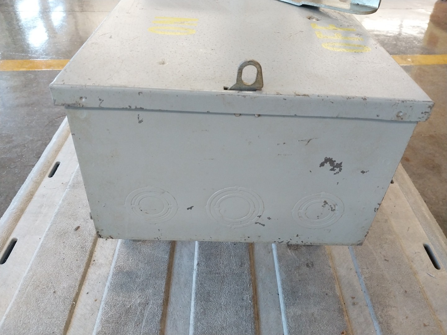 Federal Paciific Electric NO SP1132 100 Amps 240 Volts 3 Poles Fusible Switch