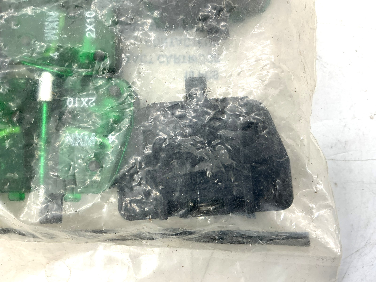 Bag of 10 New Allen Bradley 800E-2X10 Ser A Contact Cartridge 10A 600V Green