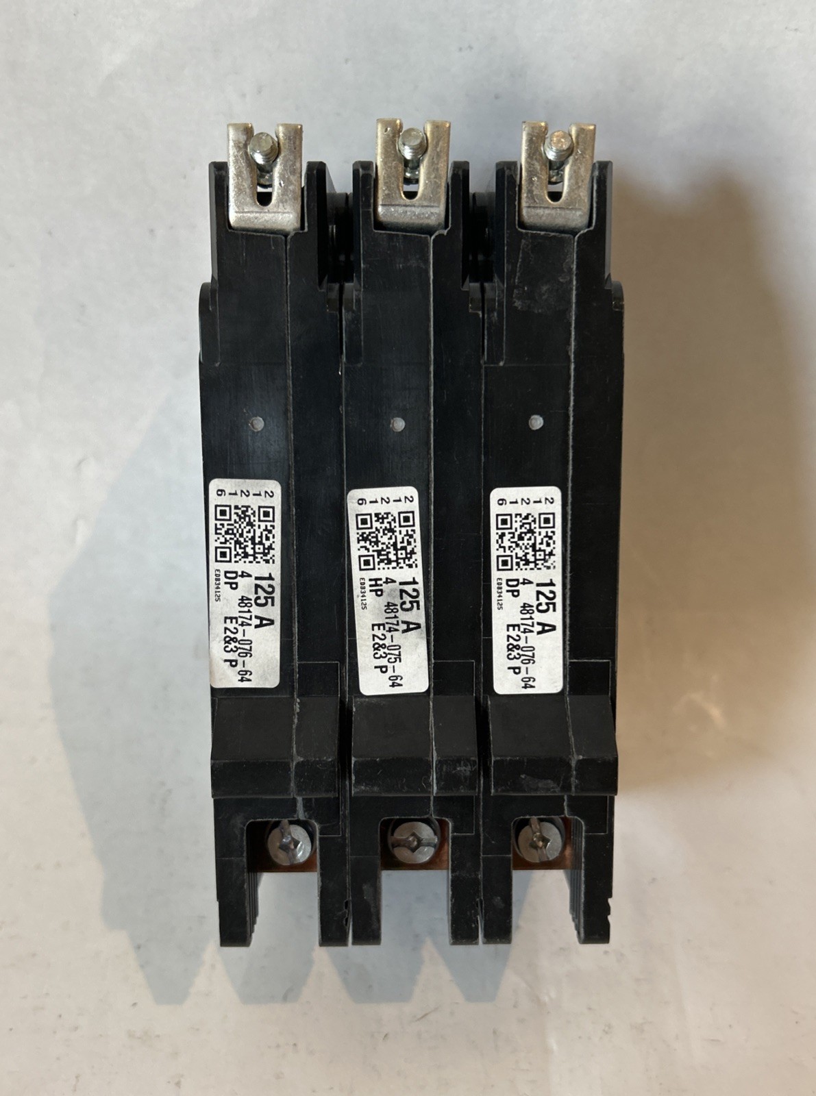 Square D EDB34125 125 Amp 3 Pole 480y/277 V 50/60 Hz Circuit Breaker