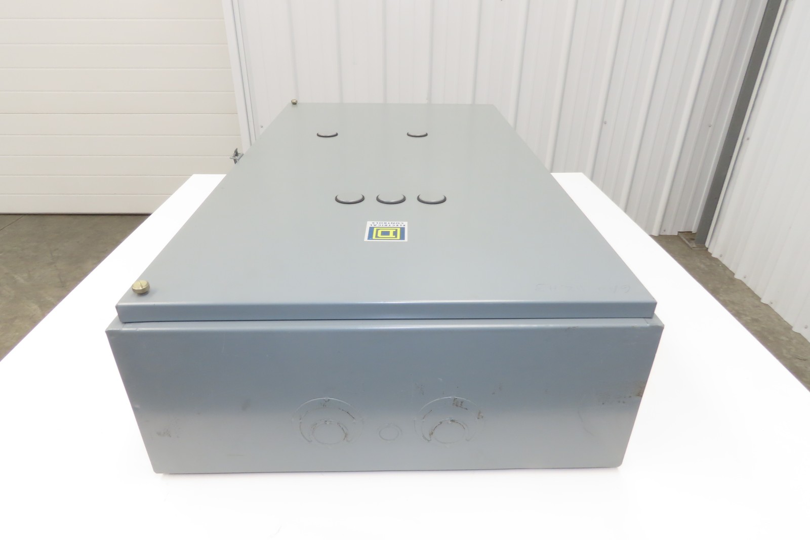 Square D 8903 SV0 2 Lighting Contactor Electrical Enclosure 200 Amps 600V 3 Pole