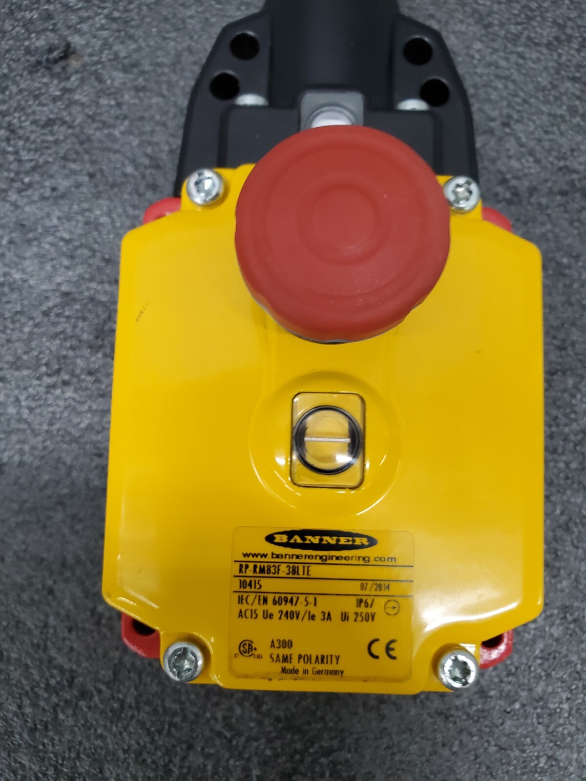 BANNER ENGINEERING RP-RM83F-38LTE Cable Pull Switch