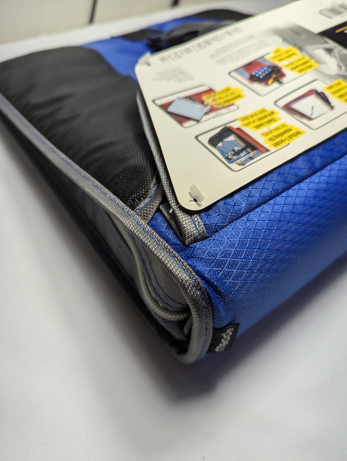 FIVE STAR Zipper Binder Blue & Black 2″ W/ Carrying Strap 2016 NEW College Work