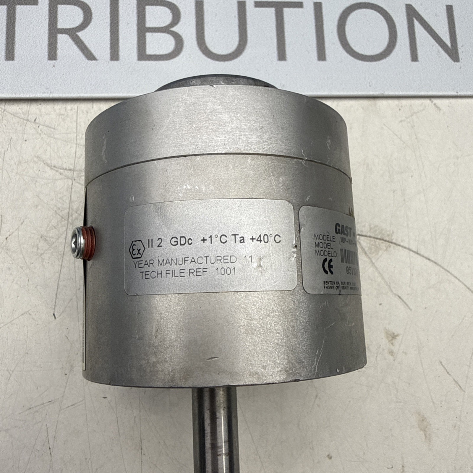 Gast 1UP-NRV-4-GR11 Air Gear Motor 15:1 .31 HP 21 CFM 400RPM 95 in-lb 5.6 Bar