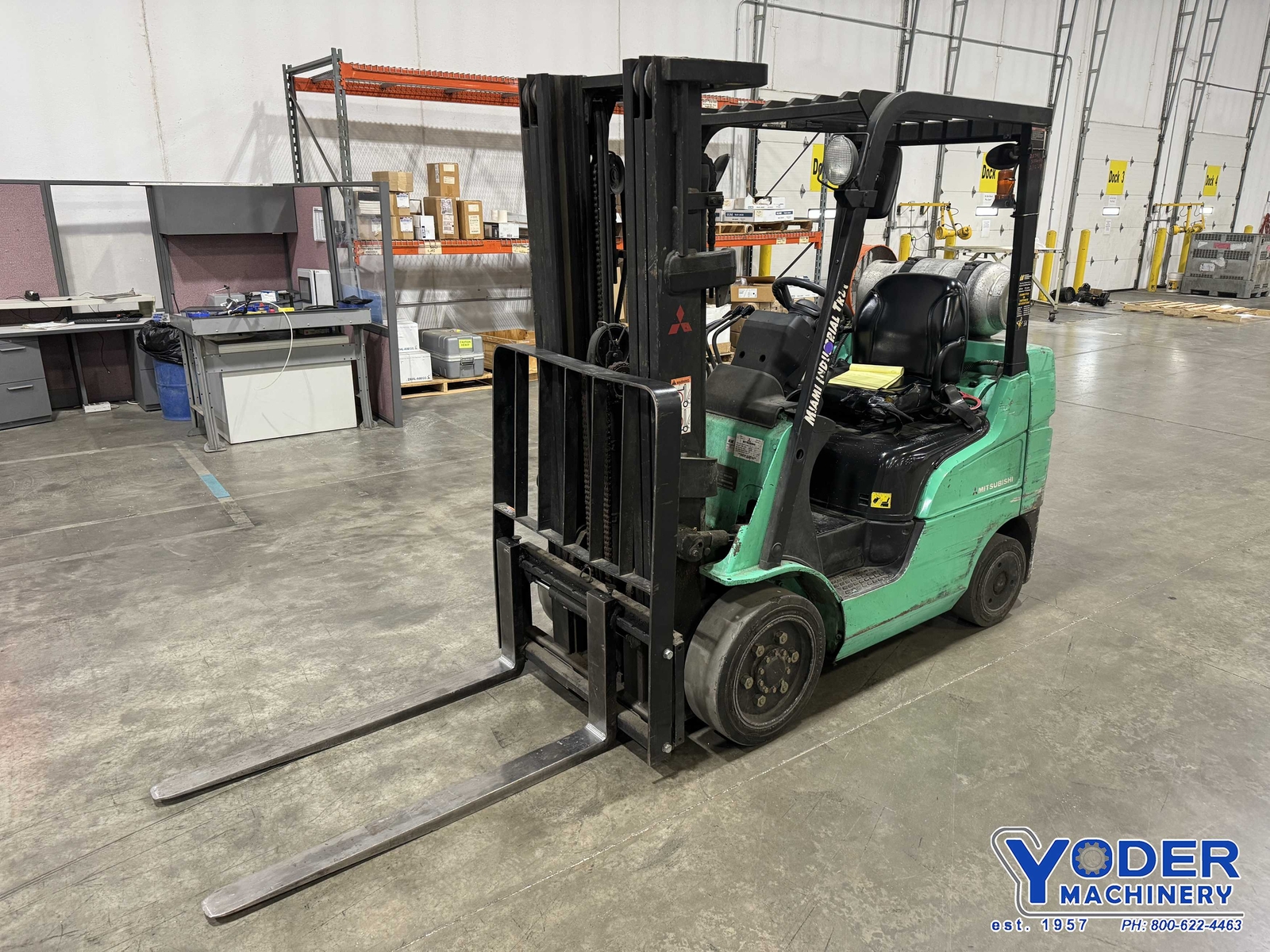 5000 LB MITSUBISHI MODEL #FGC25N LP GAS FORKLIFT: STOCK #78306