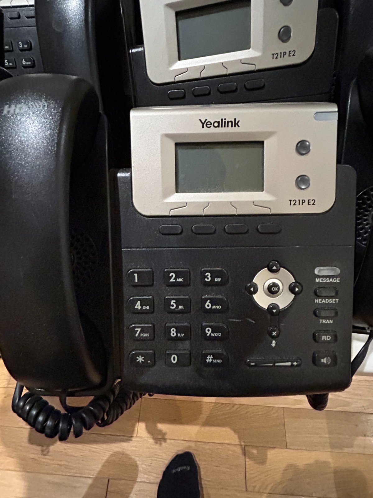 Eleven Yealink SIP-T21P E2 IP Phone , Cloud Sip Telephone