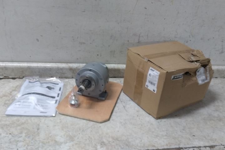 Speedaire 22UX81 1.25 HP 200 RPM 60 Max CFM 80 Max PSI Air Gearmotor