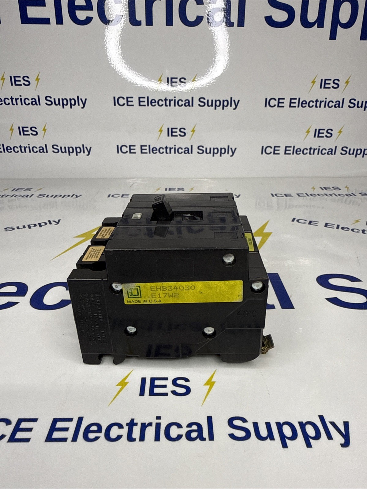 SQUARE D EHB34030 30A 3P Circuit Breaker (NEW)