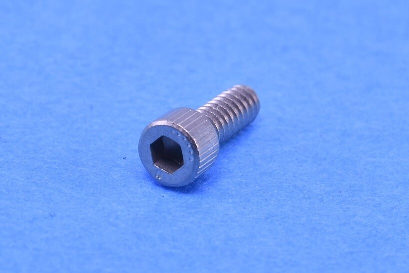 800 Jacon Socket Hex Cap Screw Fastener 3/8″ Stainless Steel M4-0.7 w/ Pacth