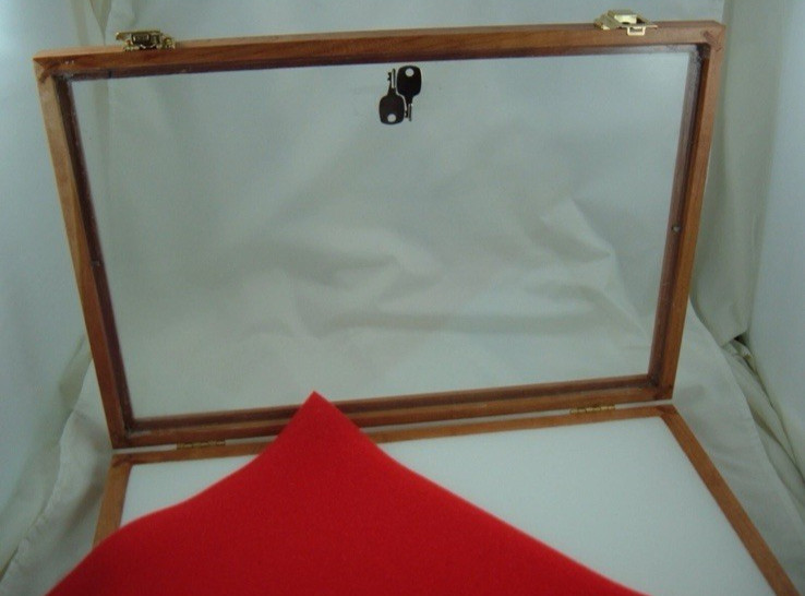 WALNUT Wood showcase display case 12 X 18 X 2″ Quality made, glass, solid walnut