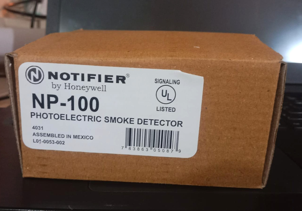 NP-100 Notifier Photoelectric Smoke Detector Fire Alarm NP 100 Fast Ship