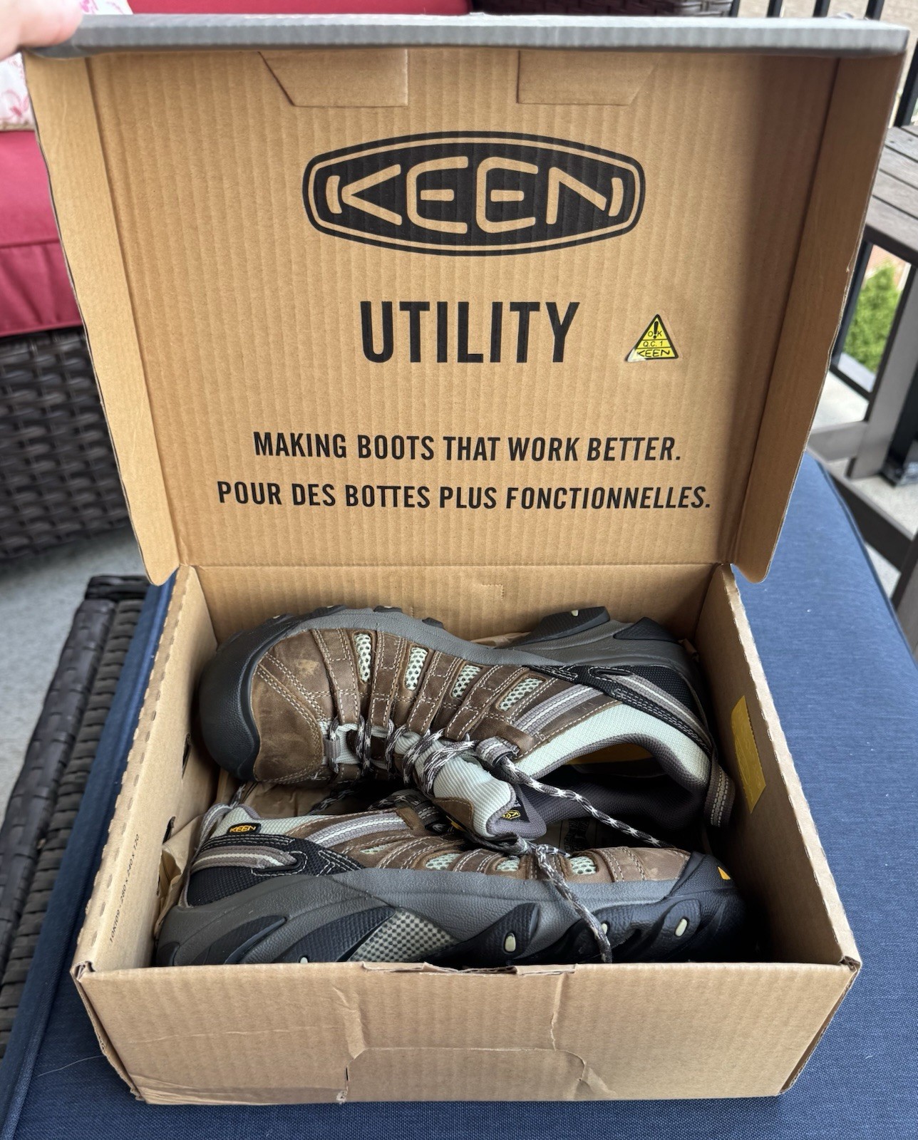 KEEN Flint Low Women’s Size 8 Wide Steel Toe Work Shoes Brown Leather NEW OP BOX