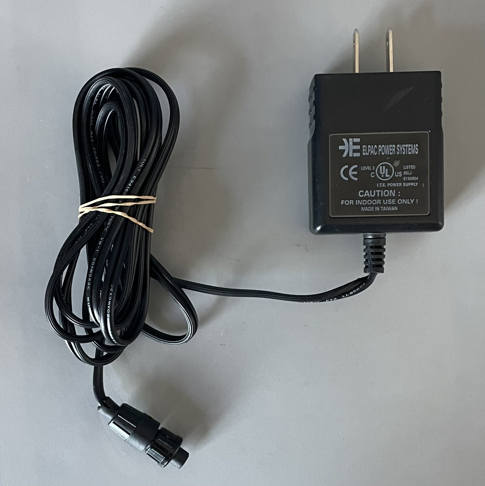Untested w/ Free Returns — Elpac WP0605 Power Adapter 100-240V 47-63Hz 5V-1.2A