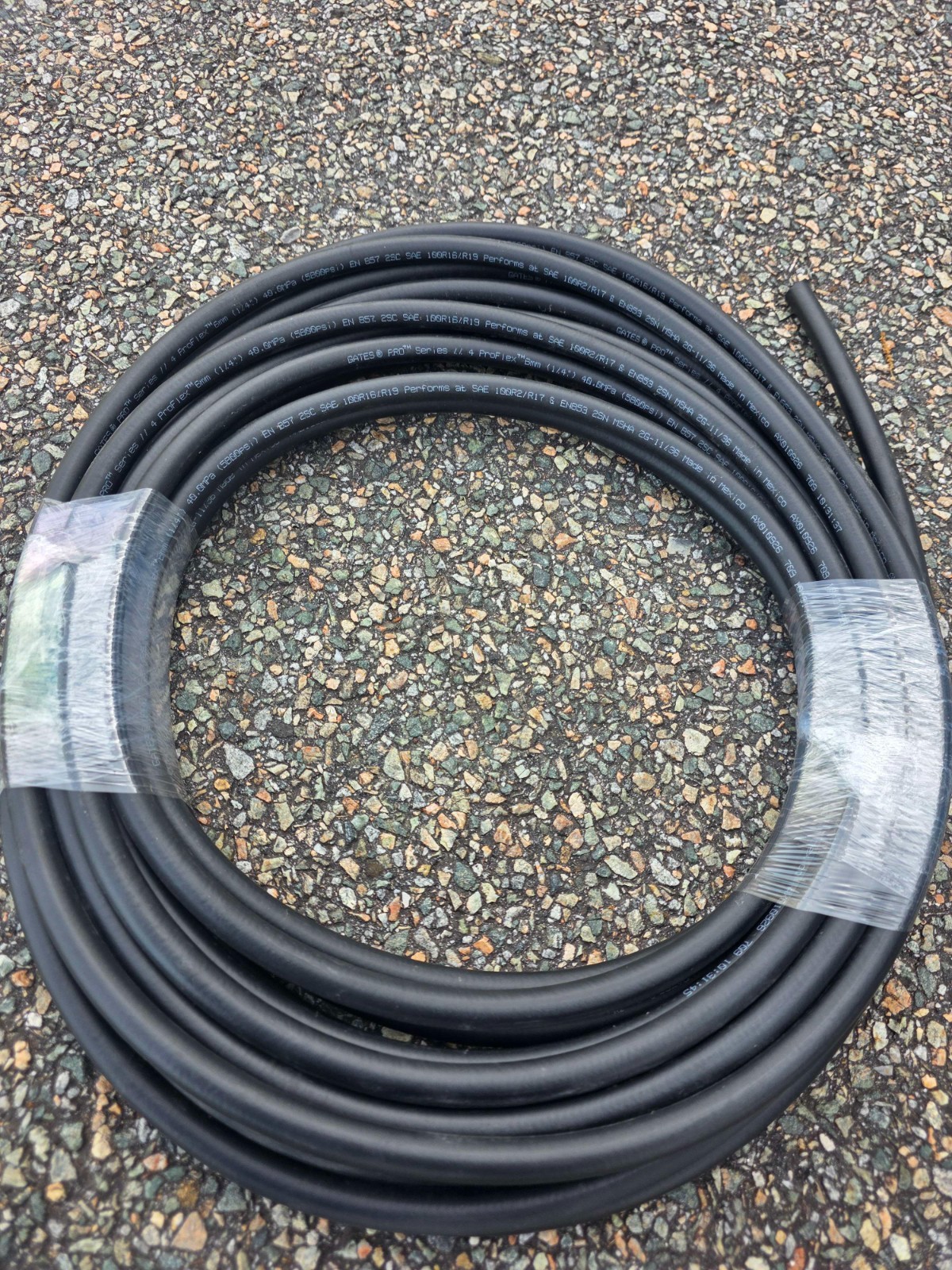 Gates Hydraulic Hose Pro Series 4Proflex – (1/4″ x 50′)