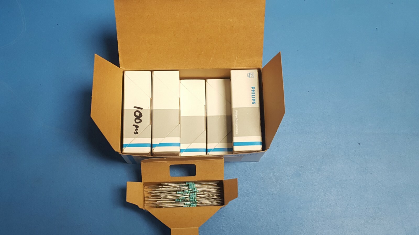 ( 100 Pcs) Resistor Color Band, 8.66K Ohm, 1%, 1/4W, 0.25W, Mepco/Philips