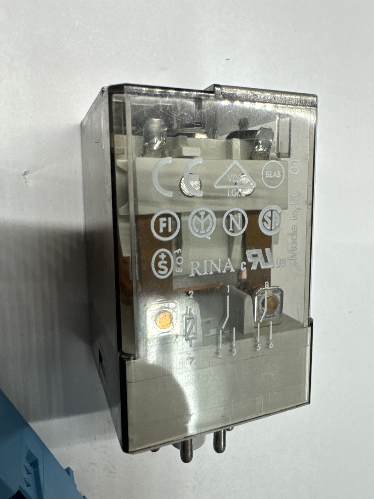Finder 60.12.8.120.0000 General Purpose Relay 10A 250V / 120VAC Coil 90.26 base