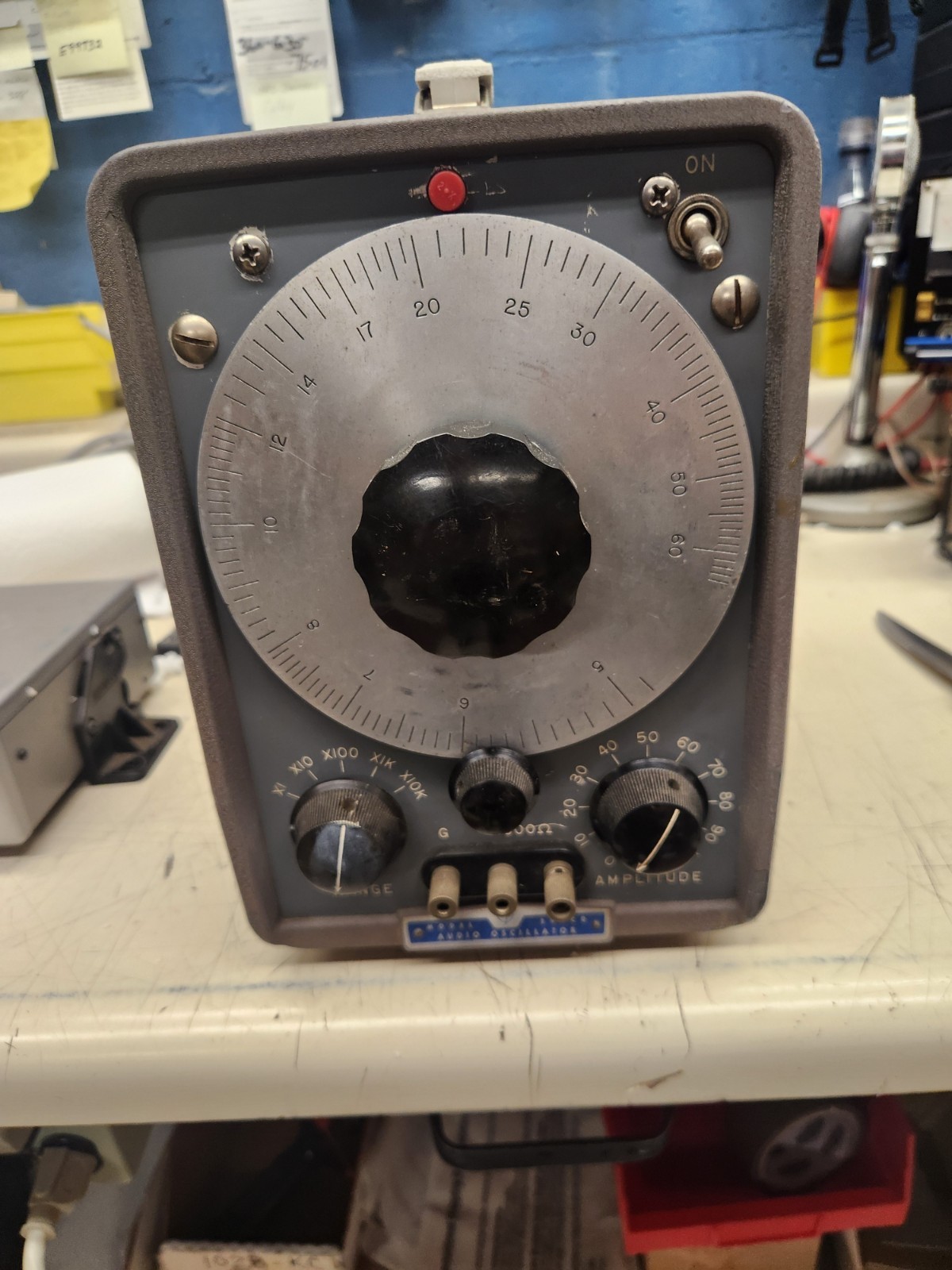 HP 200C Audio Oscillator 5 Hz – 60kHz Vintage Test Equipment Untested,