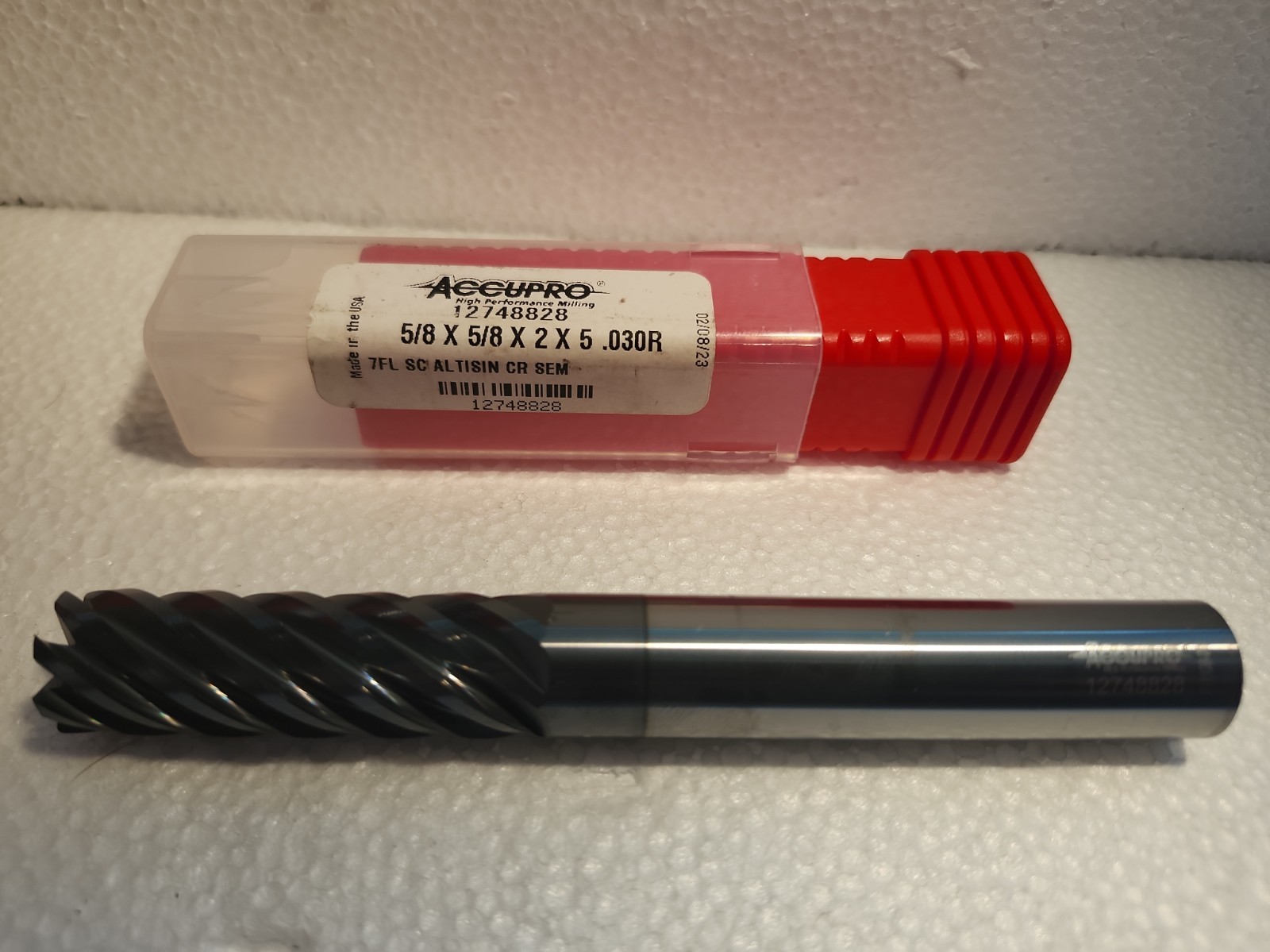 Corner Rad End Mill: 5/8″ Dia, 2″ LOC, 0.0300″ Corner , 7 Flute, Solid Carbide