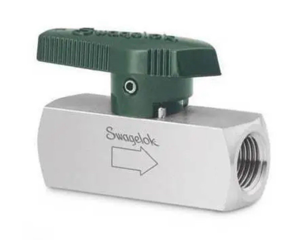 Package of 3 Swagelok SS-2P4T4 SS Quarter Turn Instrument Plug Valves FNSP