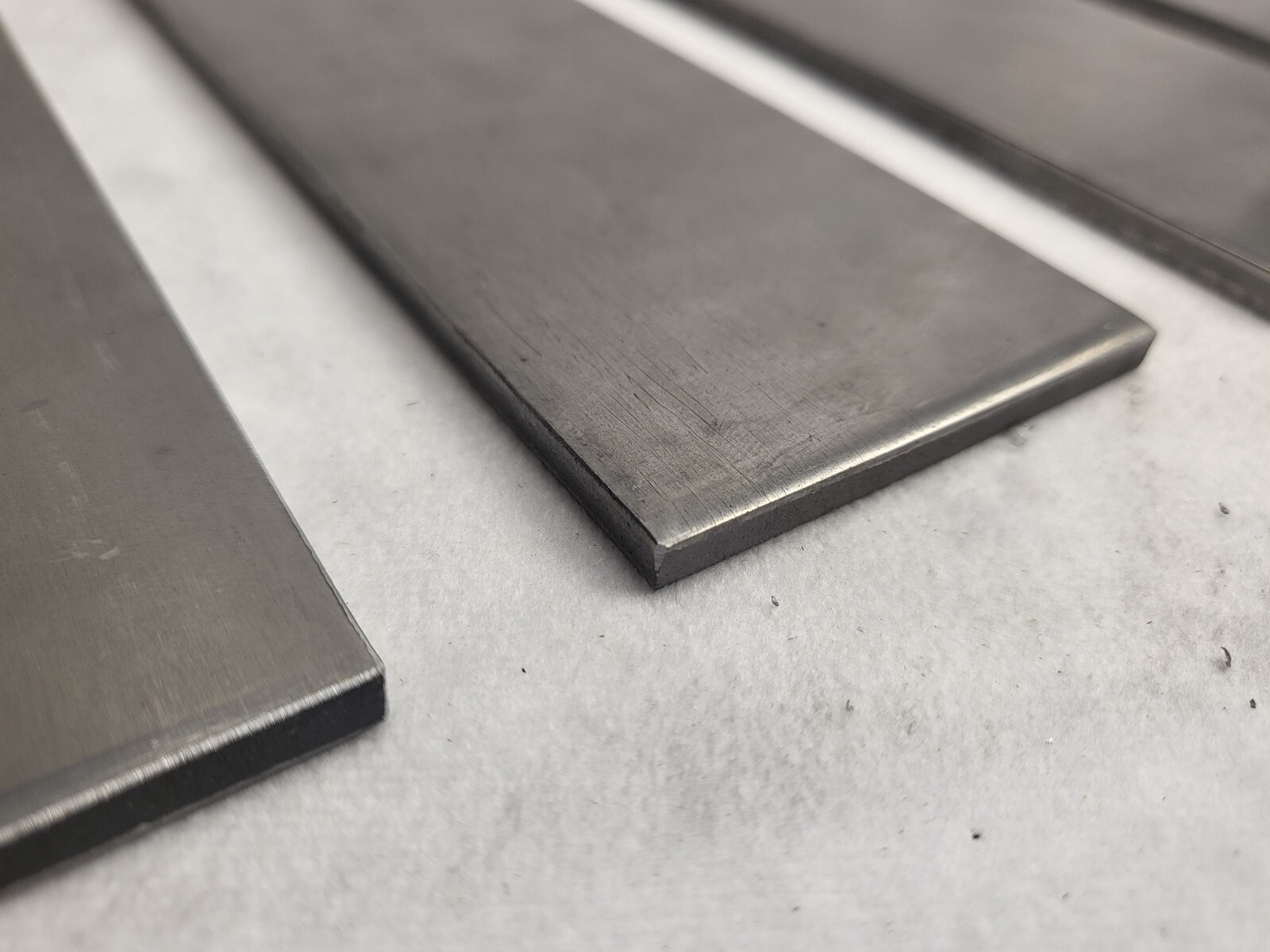 1095 Cold Rolled Carbon Steel 3/16″ x 2″ x 12″ bar, Knife Making Stock, 5 PACK