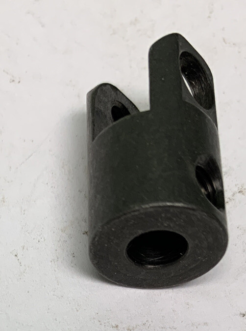 B3116-051-000 Rear Roller Holder.LU562-563,sku(210)