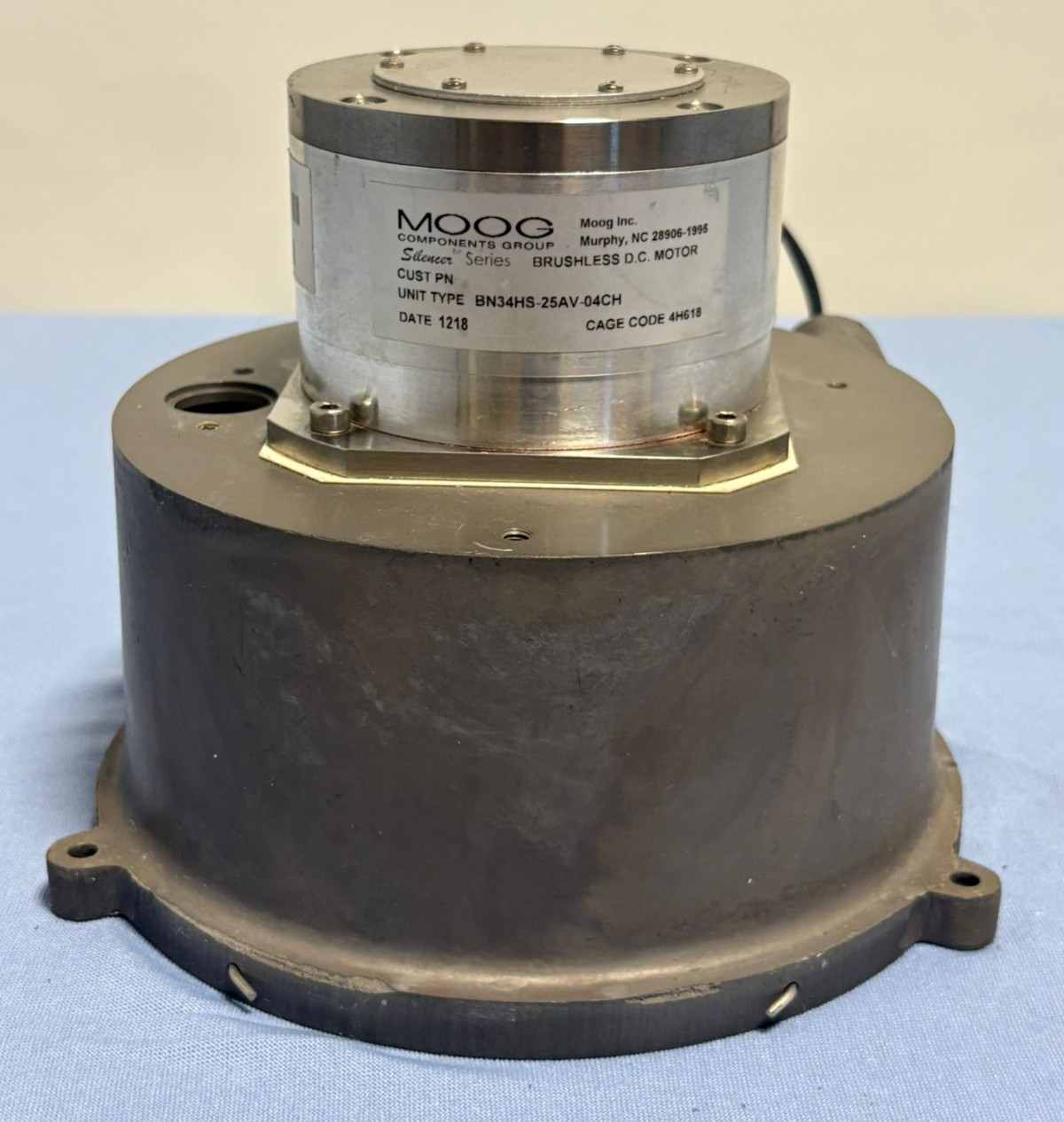 MOOG Silencer Series Brushless DC Motor Part BN34HS-25AV-04CH, 1066817 w/ Blower