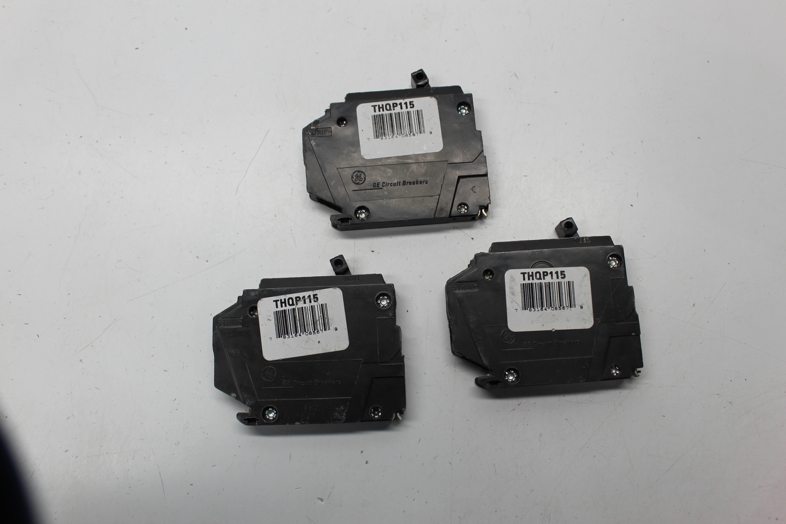 GENERAL ELECTRIC THQP115 BREAKER 1POLE 15AMP LOT OF 3 NSNP