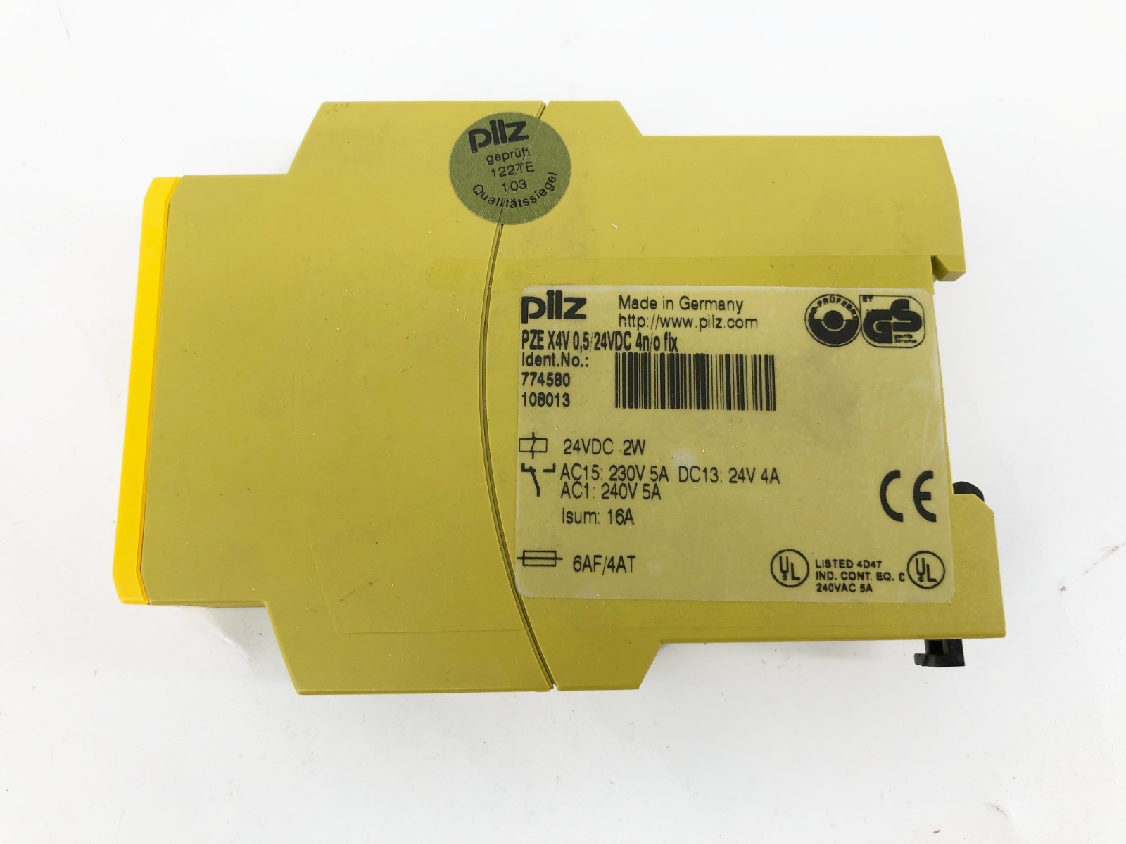 New Pilz PZE X4V 0,5/24VDC 4N/O FIX Safety Relay 24VDC 2W 774580
