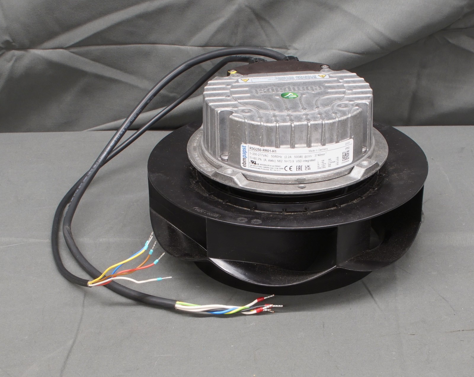 ebm papst R3G250-RR010-H1 Fan (R22)