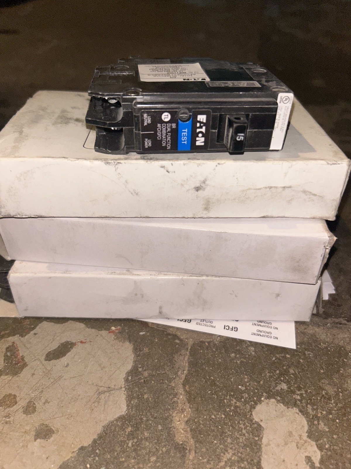 (3)Eaton BR dual function combination AFCI/GFCI Circuit Breaker with test button