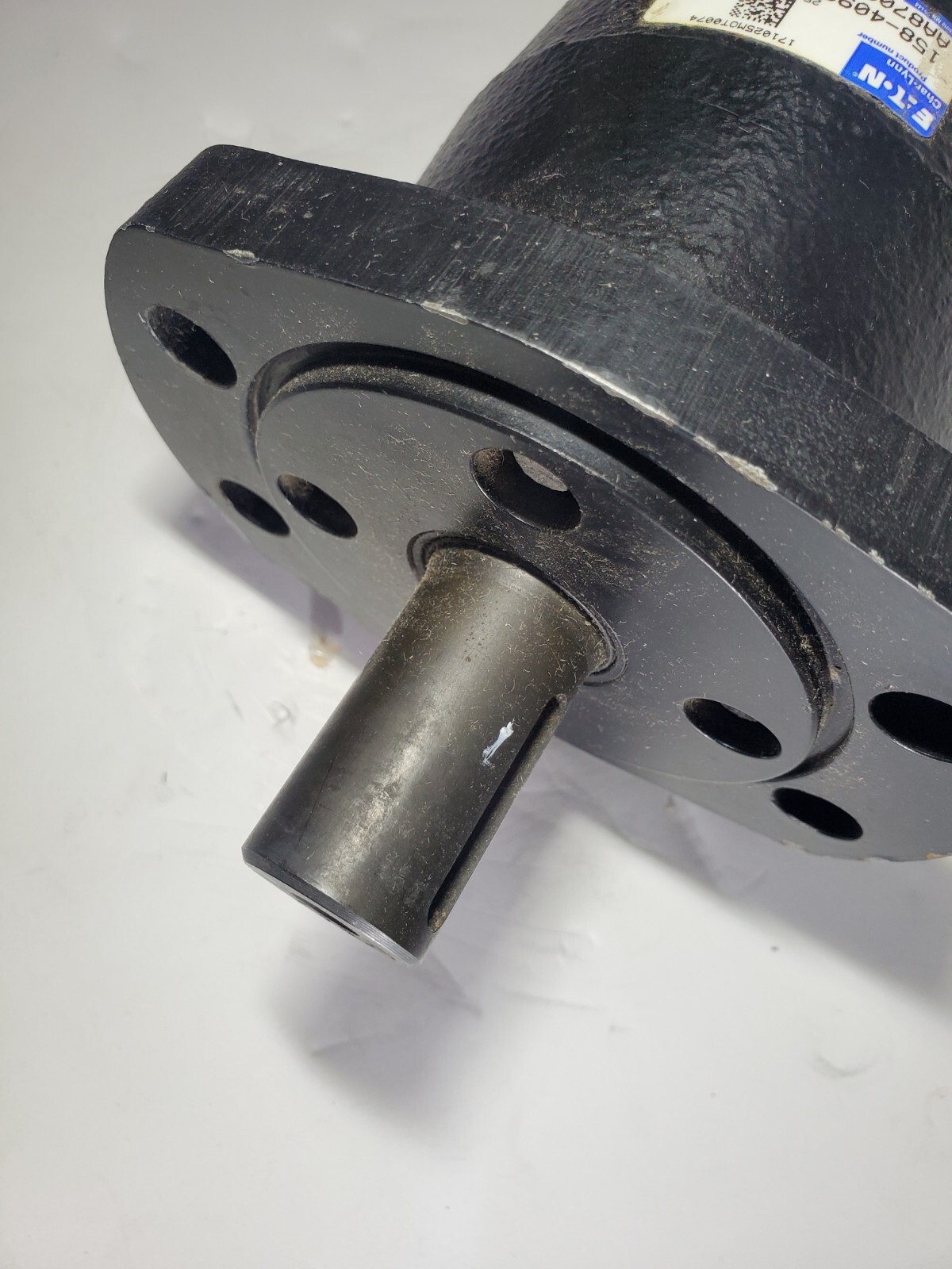 AA87098 John Deere 158-4099-001 eaton * New no box*