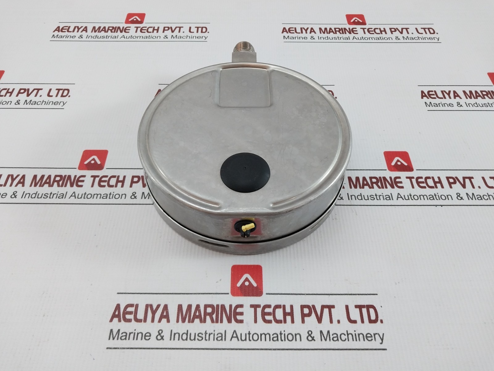 WIKA 232.50.160 Pressure Gauge 0-1.6 KG/CM2