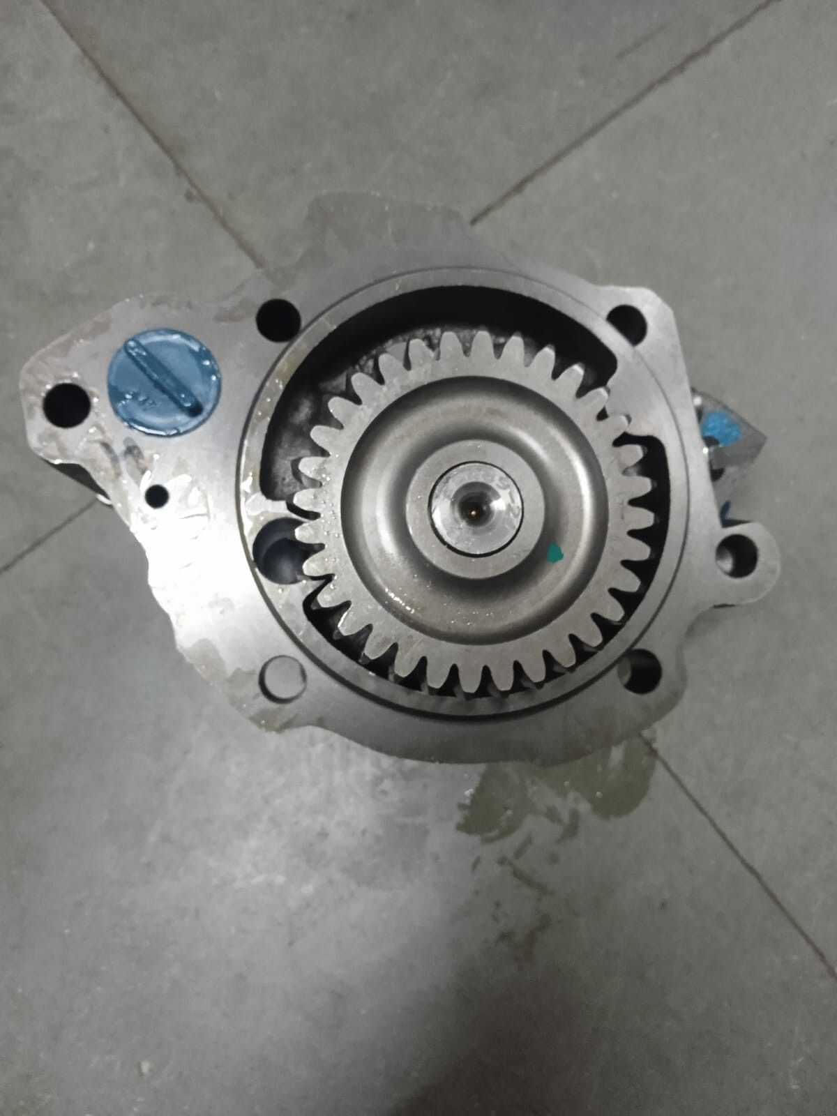 CUMMINS N14 OIL PUMP; PART NUMBER: 3803698