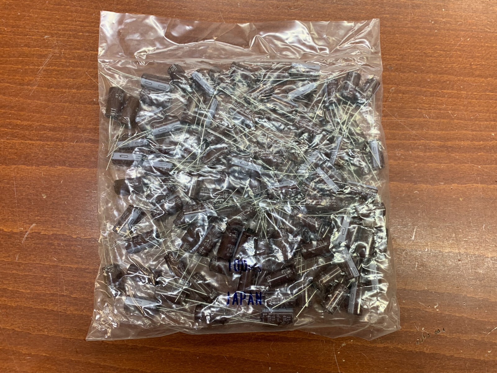 25PCS Nippon SXF25VB471M10X20 Electrolytic Capacitor Radial 470uF 25V 105C 10×20