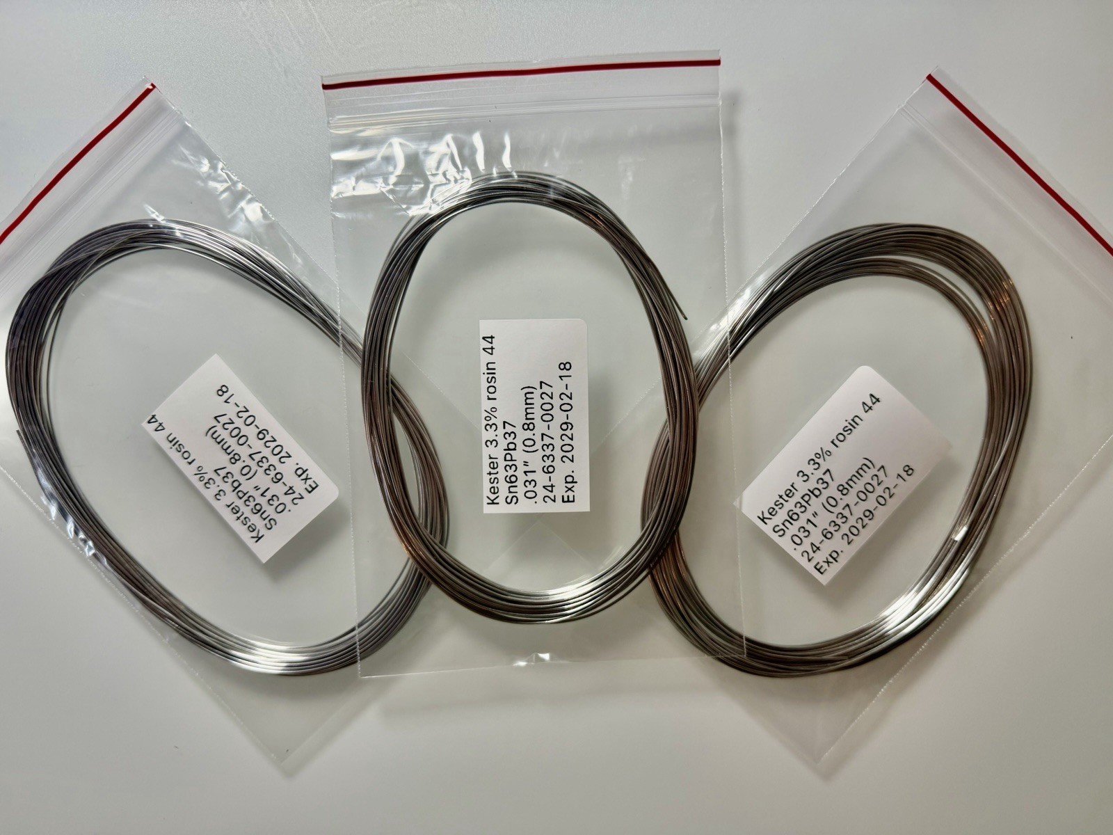 Kester 44 Rosin Core Solder .031″ .8mm 63/37 Eutectic 24-6337-0027 30ft 1.1oz