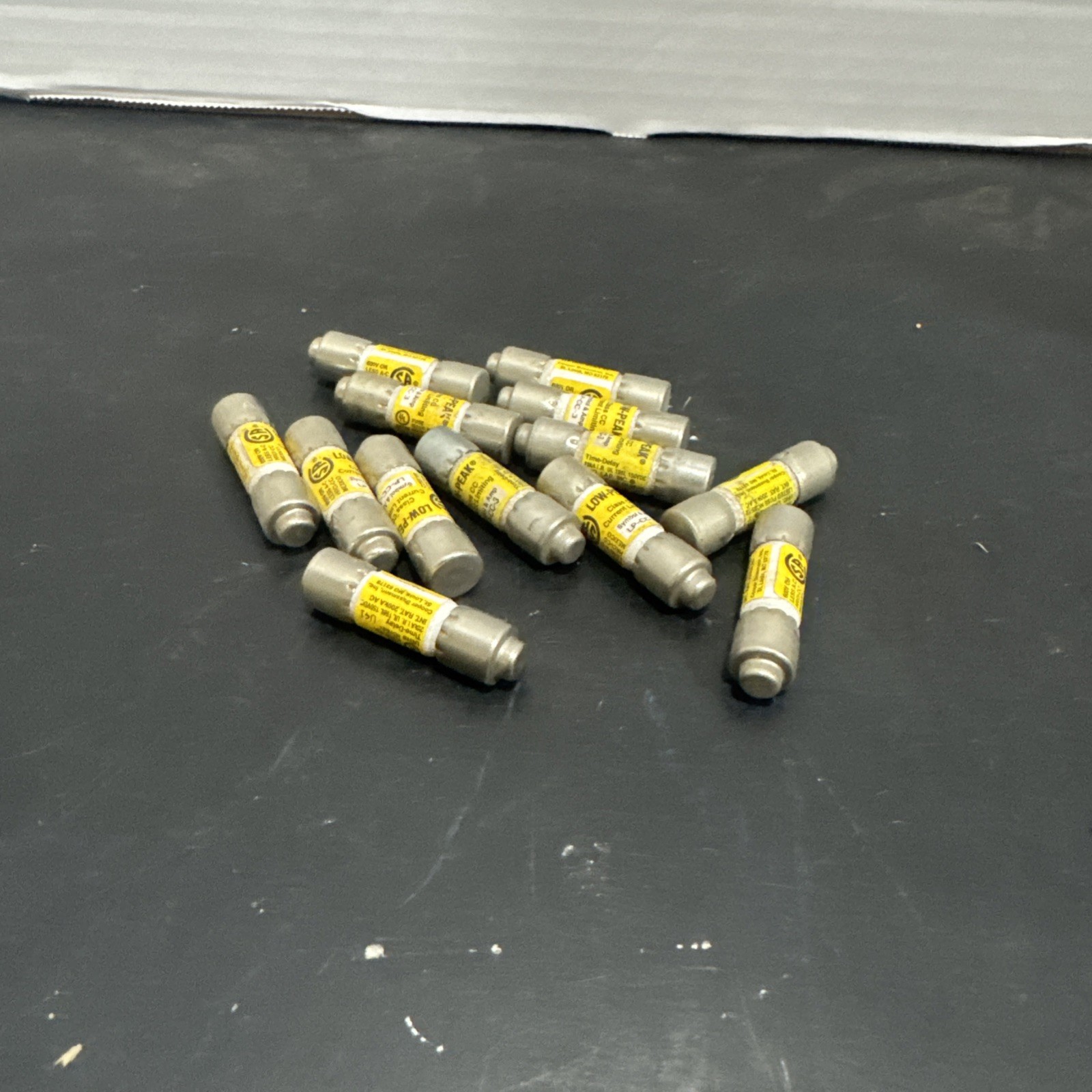 13 Pcs LPCC3 New Bussmann LP-CC-3 3A 600Vac Time-delay Fuse NOS
