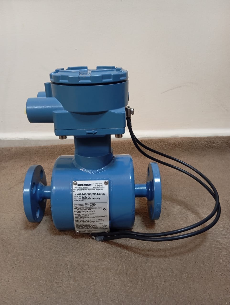 Rosemount / FlowMeter Sensor / 8705TPE005P1W0E5Q4Q8Q76 /275PSI-1.90MPA, 1/2″ 150