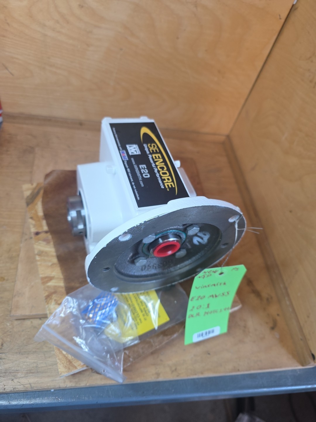 Winsmith E20MWSS 20:1 GEAR REDUCER DLR 14OTC1.44 SE ENCORE E20