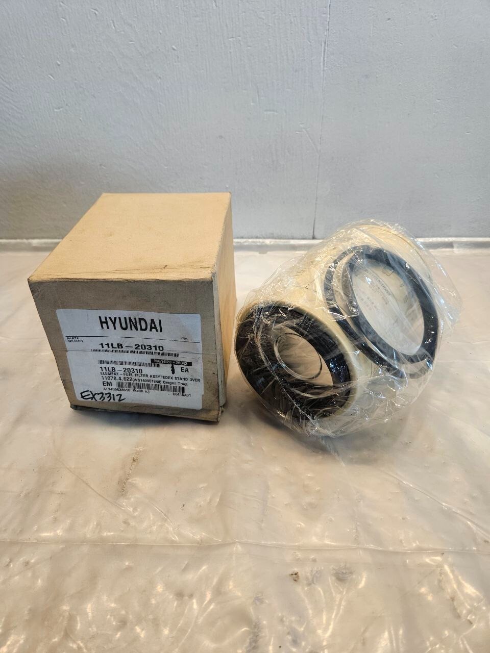 NEW HYUNDAI-110 FUEL FILTER SECONDARY WATER VOLVO DUMPER (11LB-20310 8159975)
