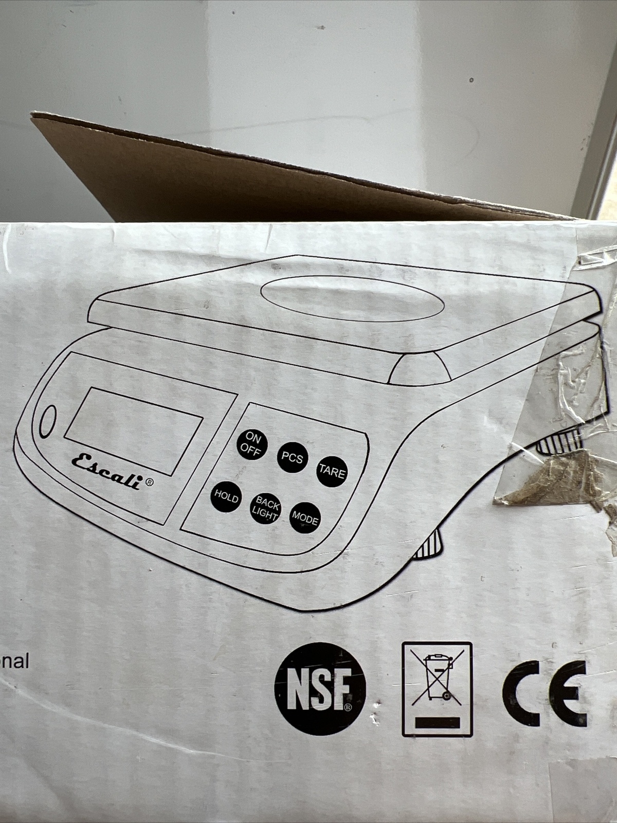 Escali M6630 Multifunctional Professional Scale, 66 lb/30 kg New
