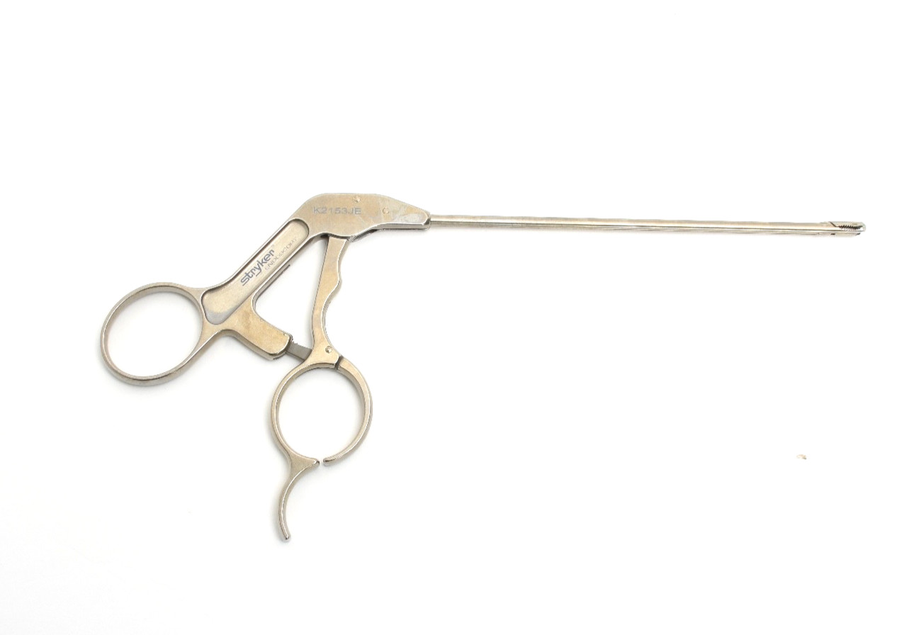 Stryker 300-034-700 Conquest 3.4 mm Loose Body Grasper with Ratchet