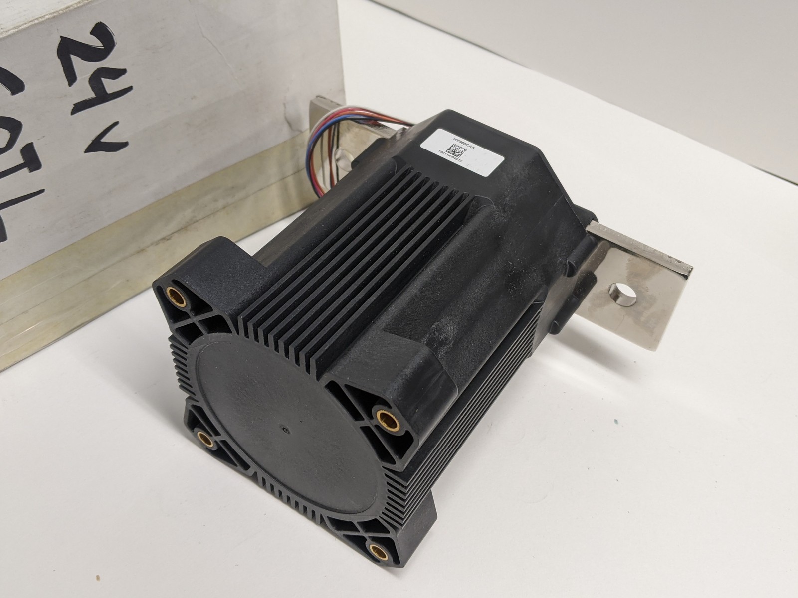 GIGAVAC HX460CAA 1000A 1500VDC DC Contactor 24VDC Coil SPDT Auxiliary