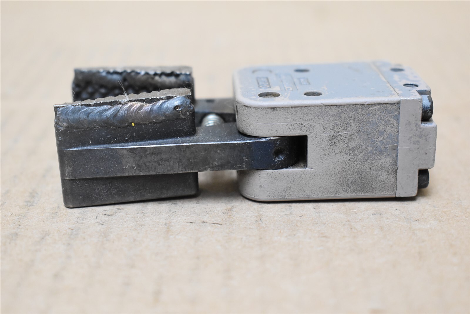 Harmo Pneumatic Gripper Part No. HC20