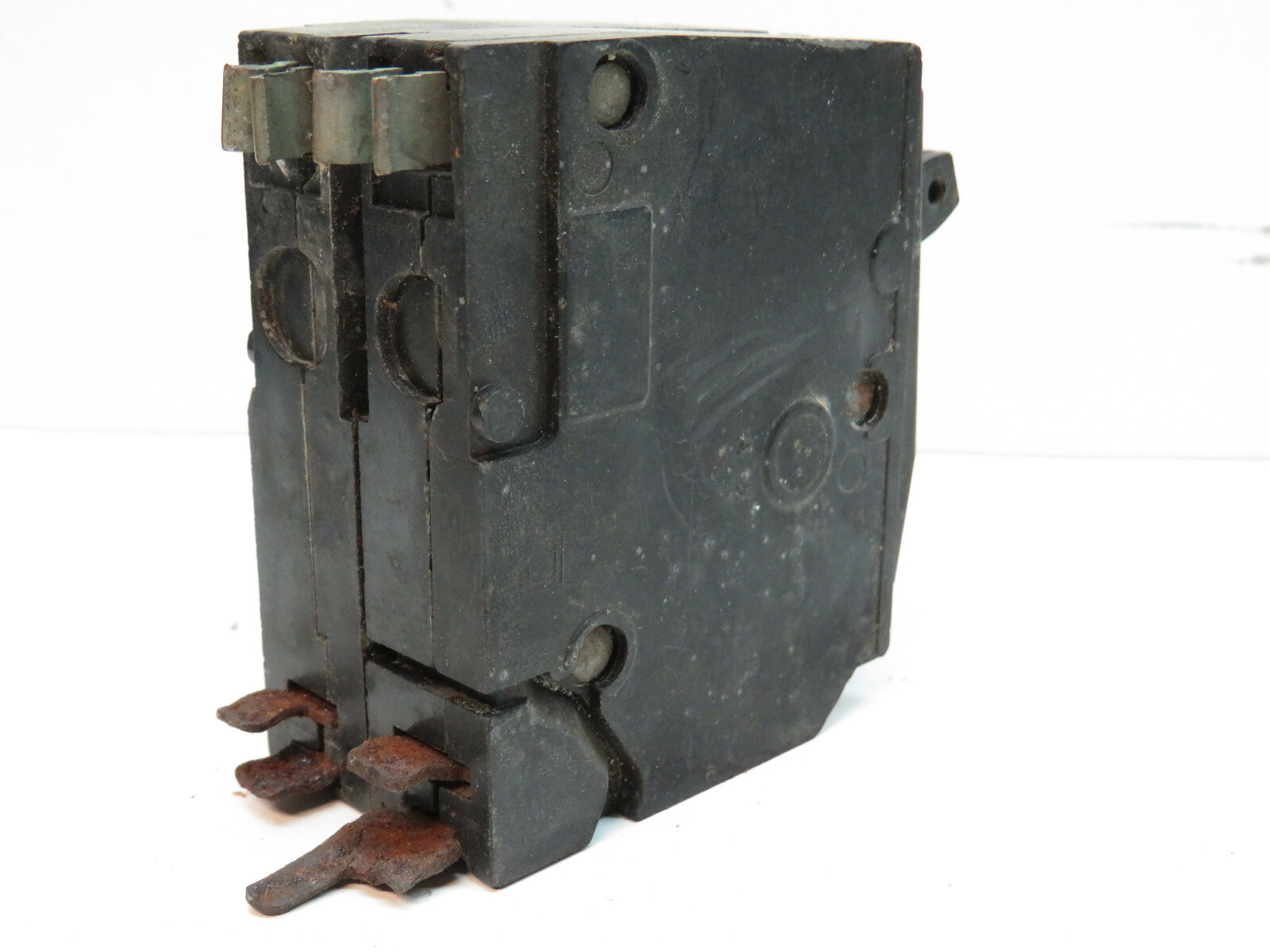 Square D QO230 30-Amp 2-Pole Circuit Breaker 30A 2P, Older Style Long Stab Foot