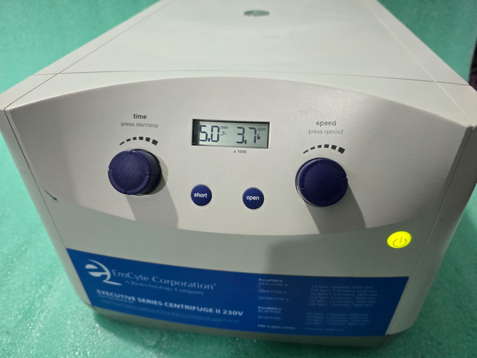 EmCyte Executive Series Centrifuge II 230V