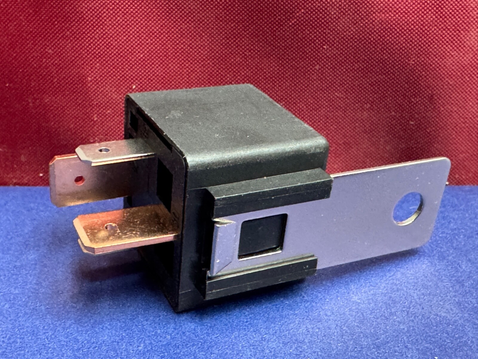 DURAKOOL – DG85C-8021-96-1012-M1 – AUTOMOTIVE RELAY, SPST-NO, 12/14VDC, 80A