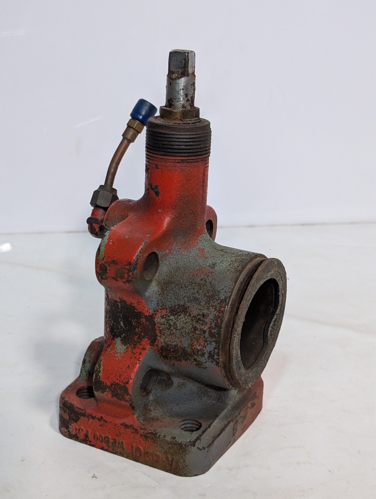 MB Co. A-6201 control valve, working pressure 500 PSIG, 4-bolt base, as shown