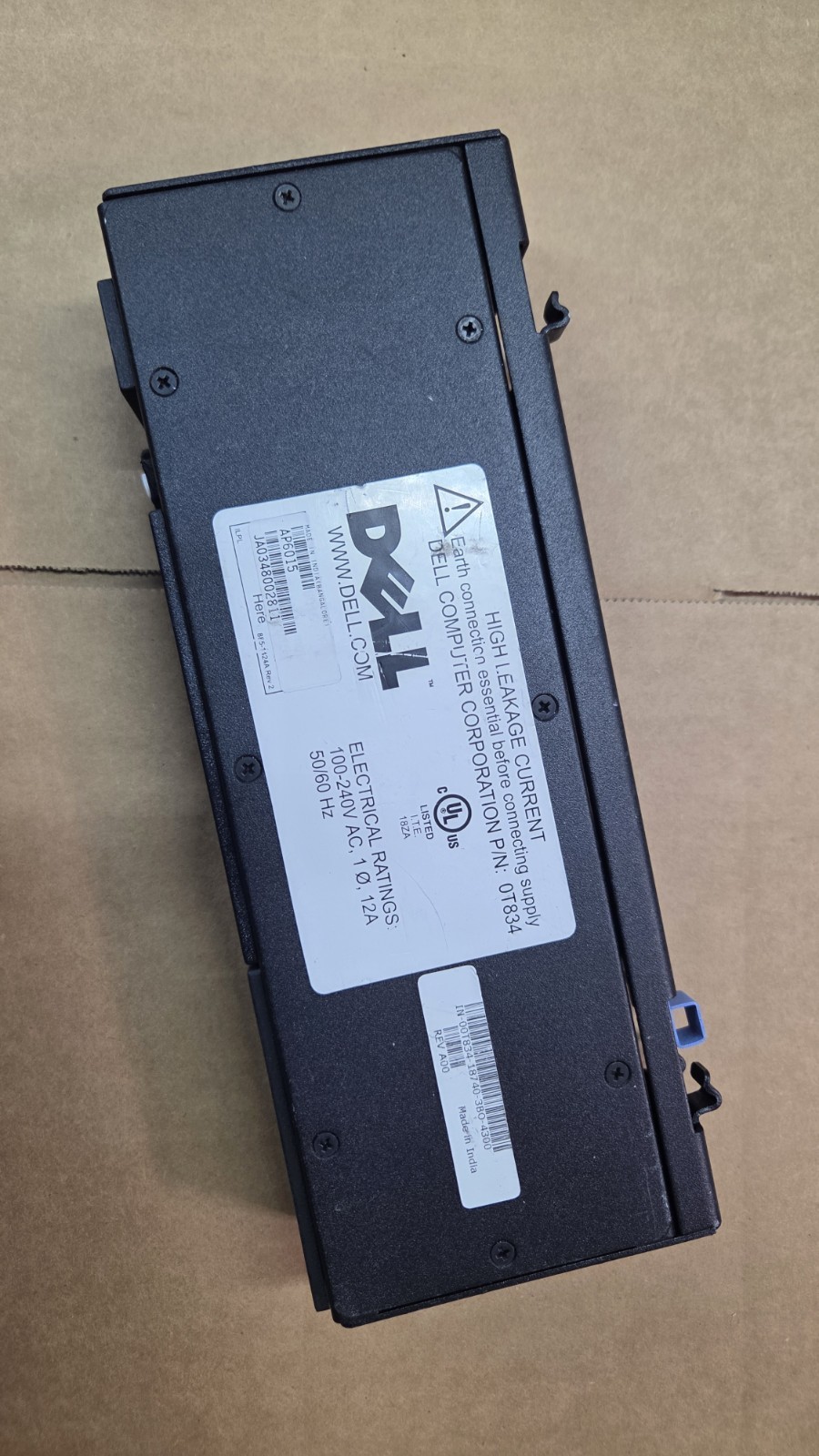 Dell 7-Port Power Distribution Unit (PDU) – P/N: 0T834