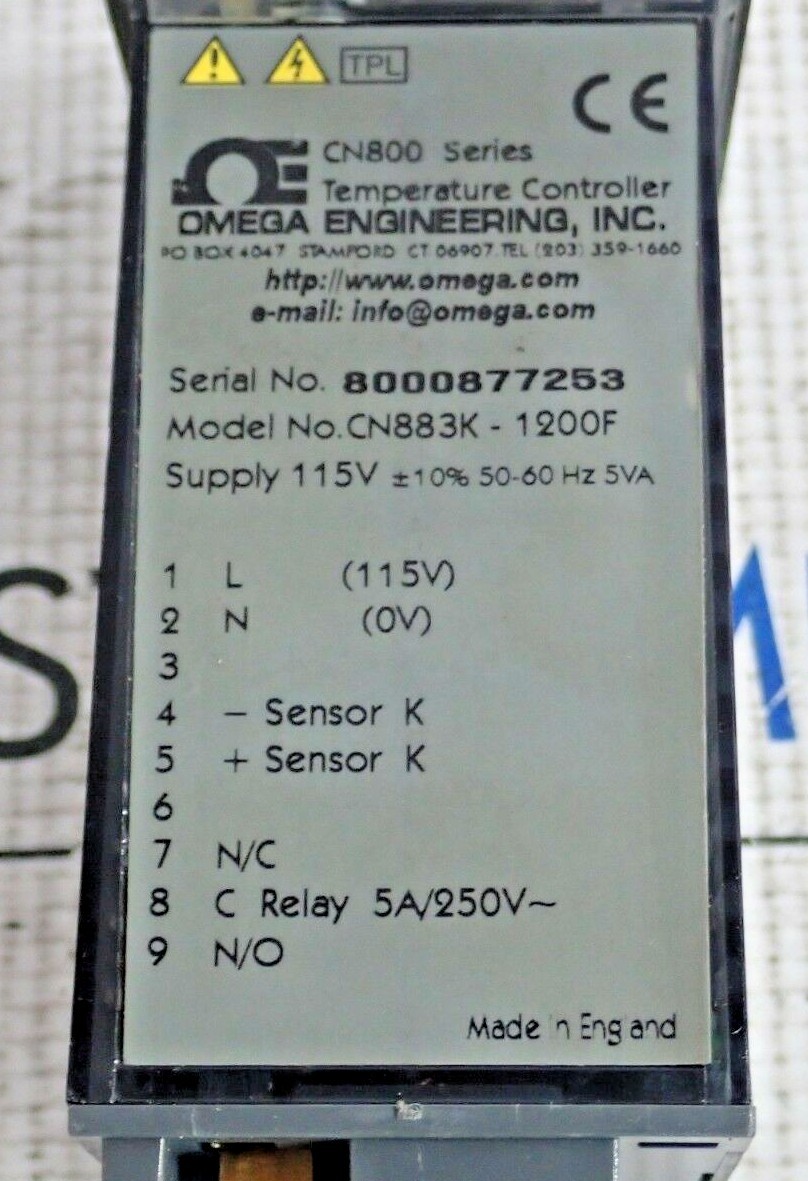 OMEGA ENGINEERING CN800 SERIES CN883K-1200F TEMPERATURE CONTROLLER