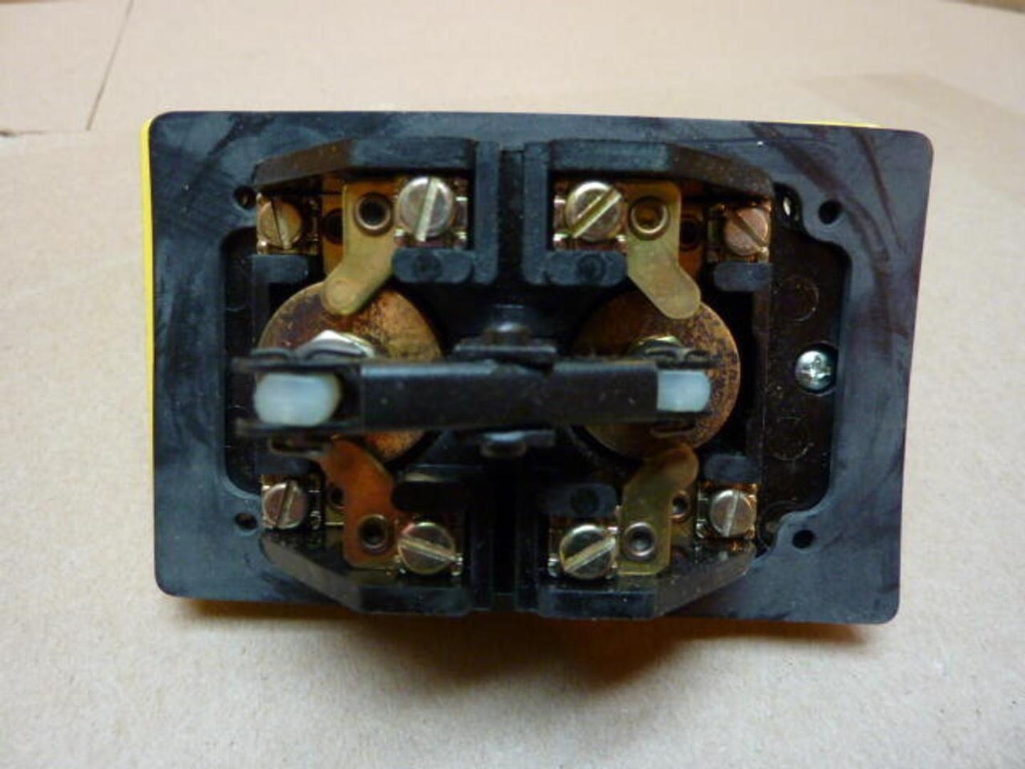 REES Push Button Double Plunger 01968-032 New #32461
